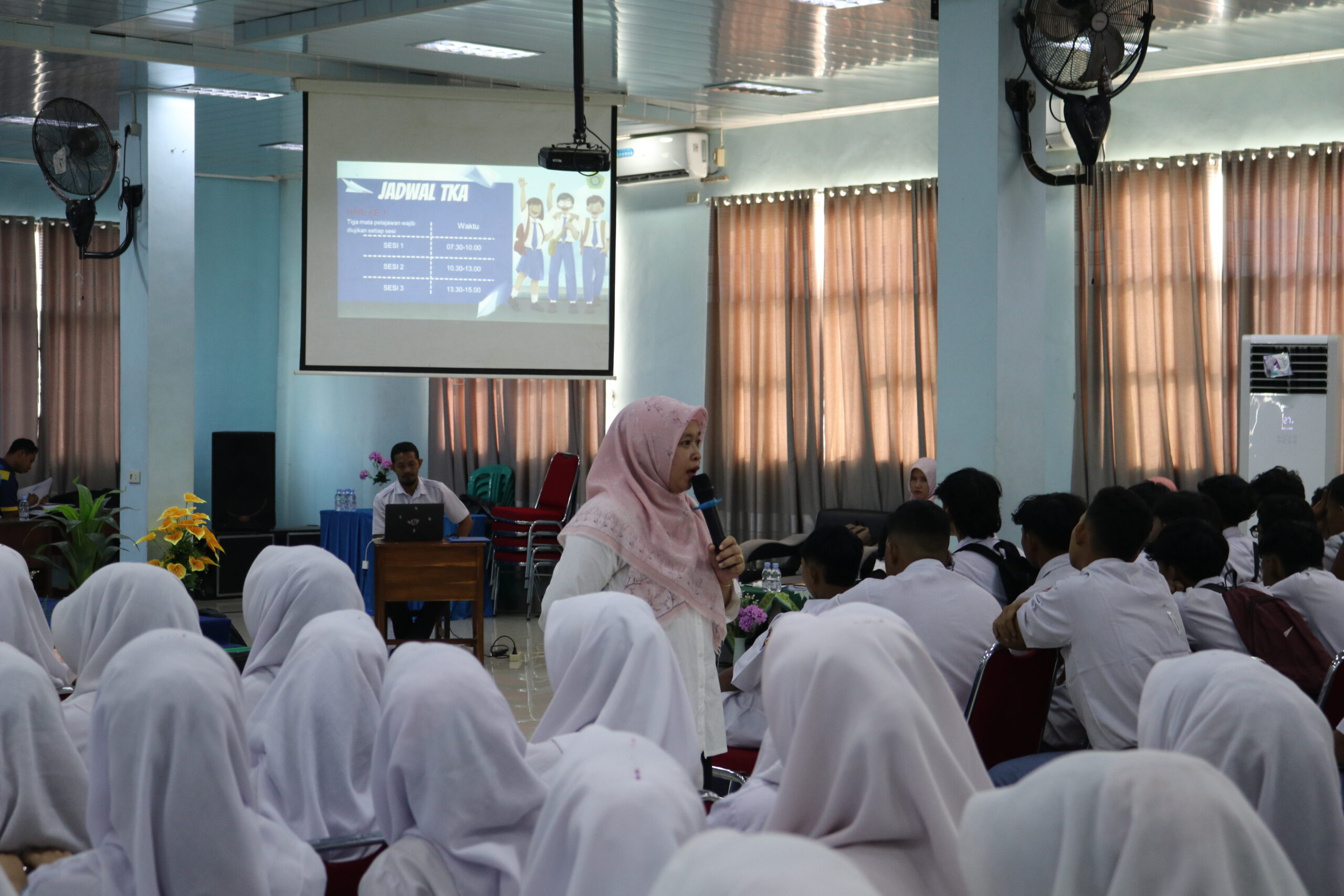 You are currently viewing Sosialisasi TKA untuk Siswa Kelas XII